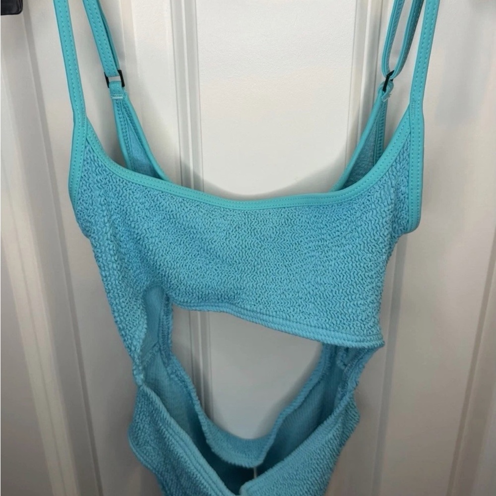 bond-eye Light Blue One Piece Swimsuit - Picture 4 of 8